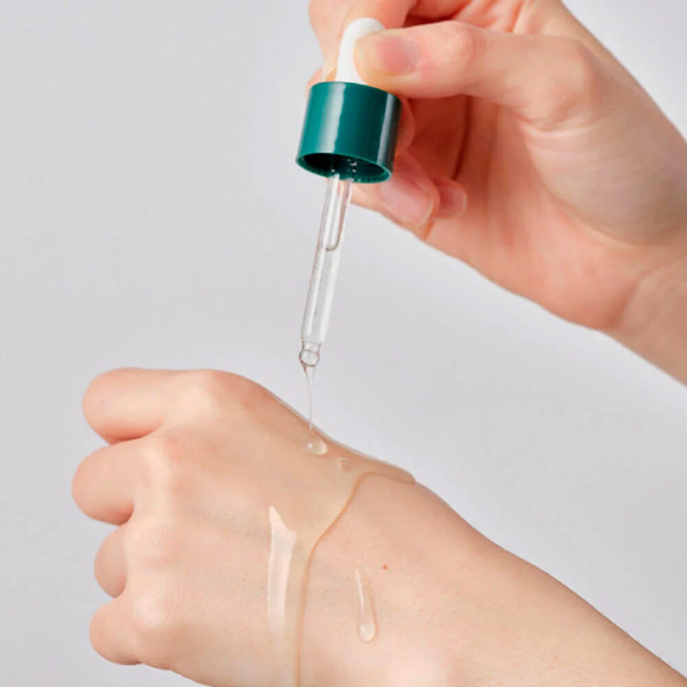 Round Lab Ампула с экстрактами сосны и центеллы для проблемной кожи Pine Calming Cica Ampoule 30 мл