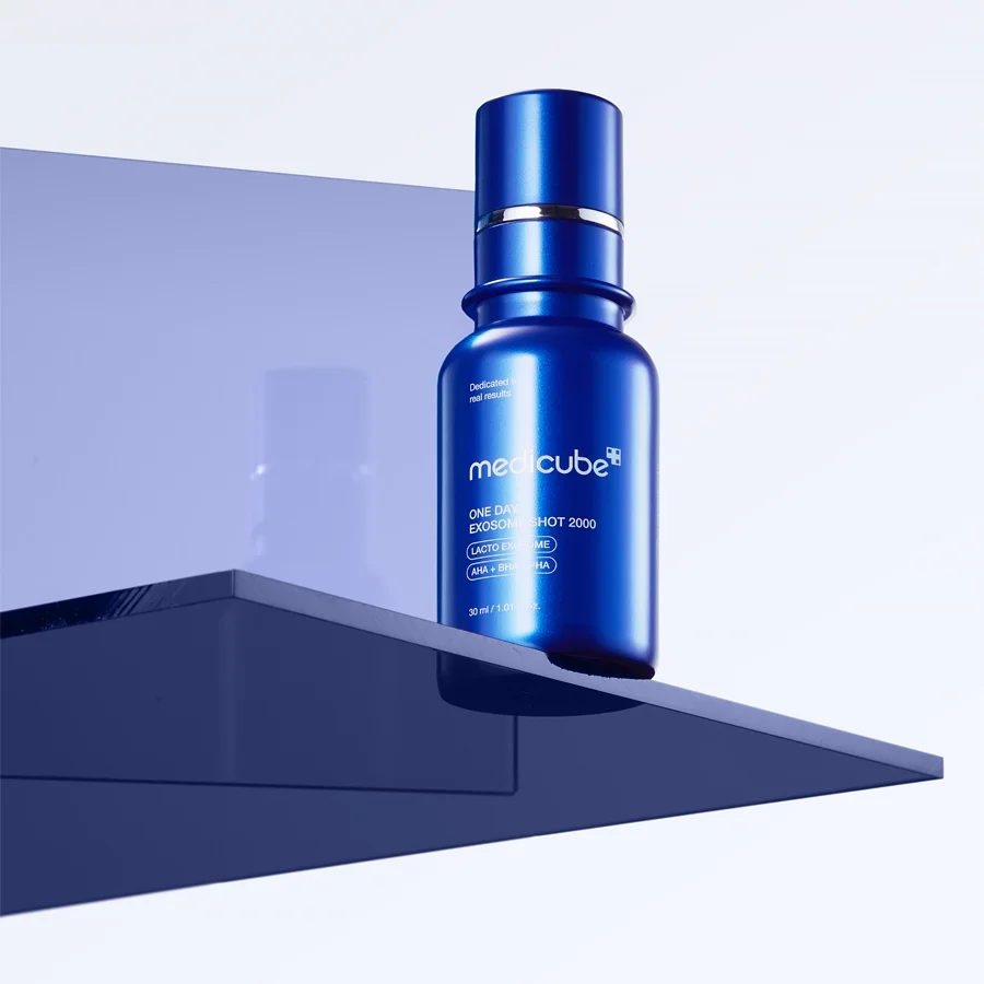 Medicube Сыворотка-бустер с экзосомами и спикулами для сужения пор One-Day Exosome Shot Pore Ampoule 2000 30 мл