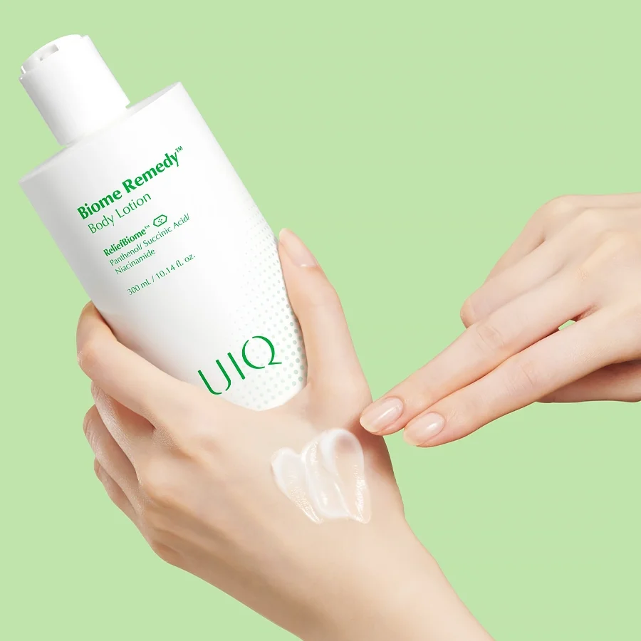UIQ Легкий успокаивающий лосьон для тела с постбиотиками и пантенолом Biome Remedy Body Lotion 300мл